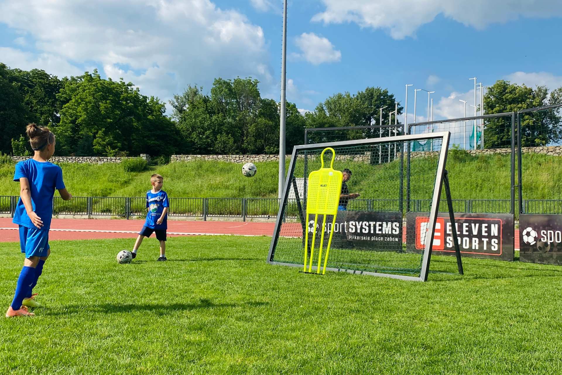 Football Squash — ścianka treningowa do odbijania piłki